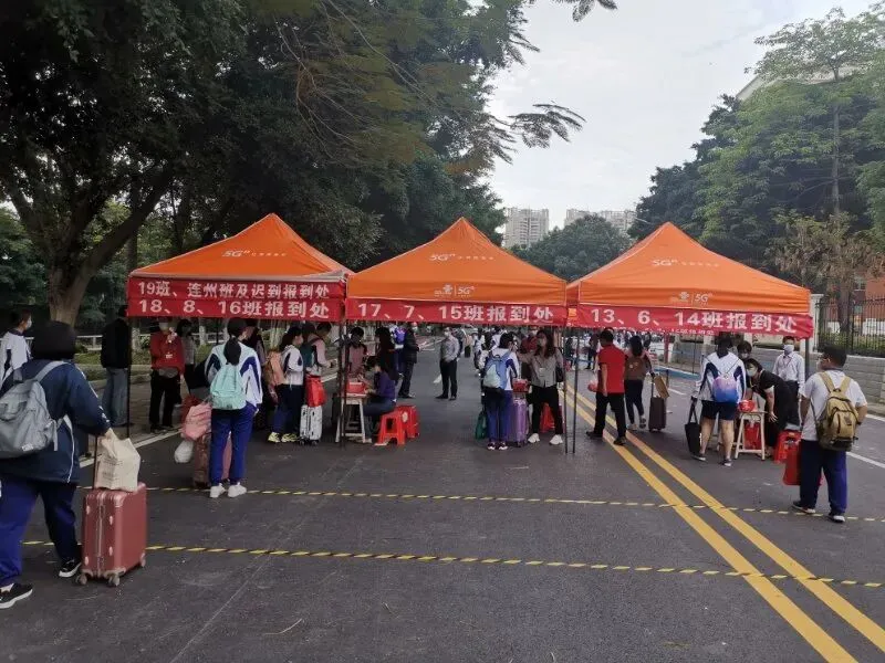 直击广州初三高三返校复课:好久不见,同学仔!-第28张图片-四季读书网 直击广州初三高三返校复课:好久不见,同学仔!-第28张图片-四季读书网
