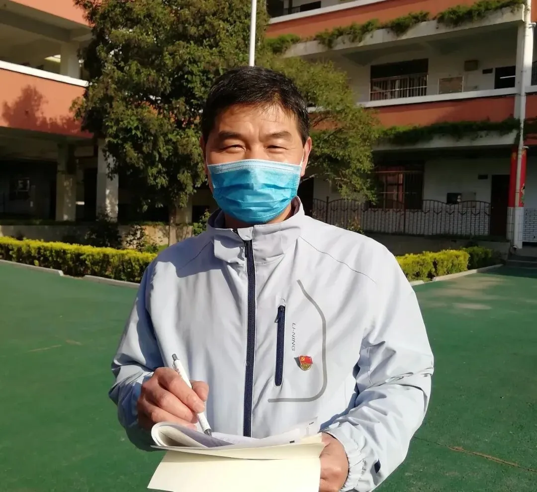 @初三学子,复学已5天,“我们终于又可以相见了!”河南10位初三老师想对你们说……-第18张图片-四季读书网