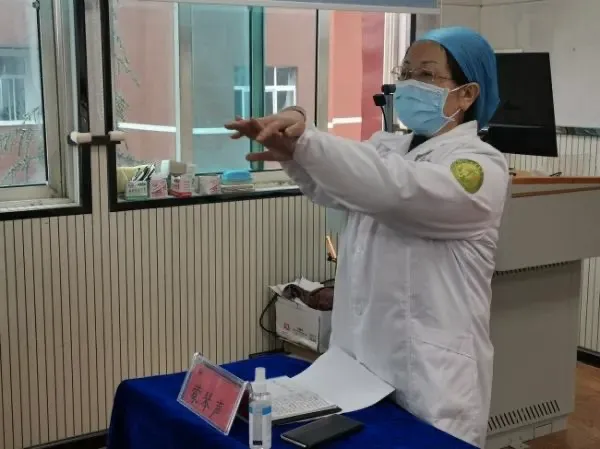 这个地方初三、高三学生复课近两周了,他们在校园的学习和生活是这样的-第5张图片-四季读书网