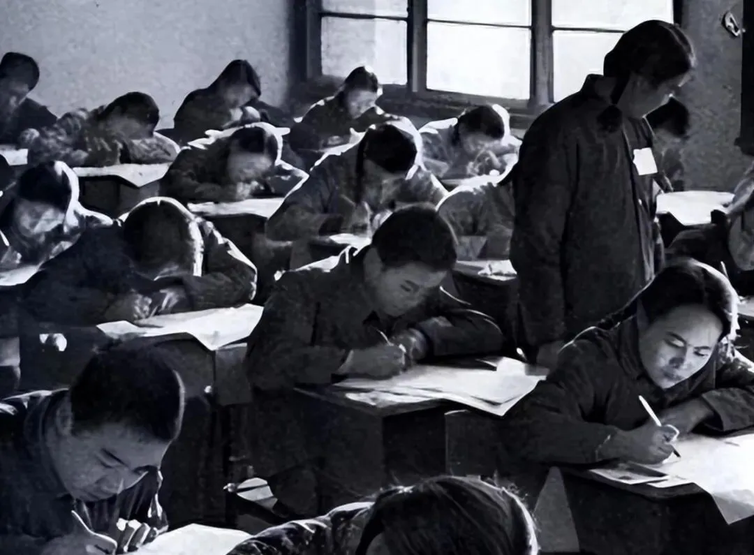 回眸1977 | 改变人生命运的冬日高考-第3张图片-四季读书网