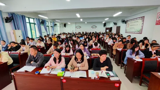 邓州市小学六年级英语试卷分析暨教学研讨会-第5张图片-四季读书网