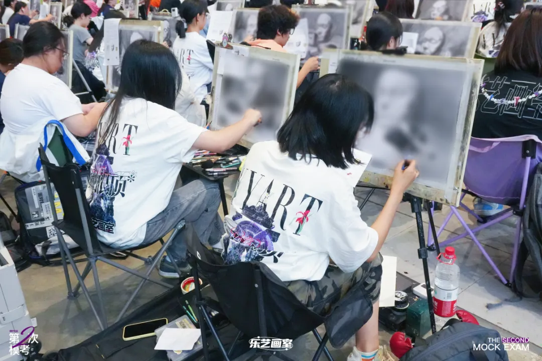 乐艺画室2026第二次模拟考试纪实-第19张图片-四季读书网 乐艺画室2026第二次模拟考试纪实-第19张图片-四季读书网
