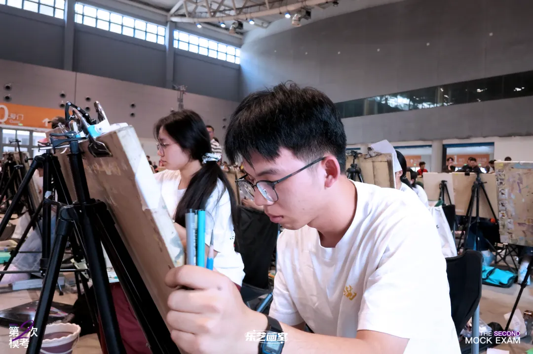乐艺画室2026第二次模拟考试纪实-第22张图片-四季读书网 乐艺画室2026第二次模拟考试纪实-第22张图片-四季读书网