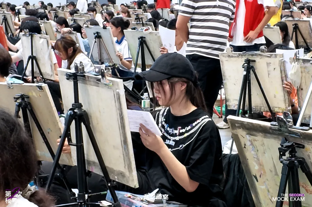 乐艺画室2026第二次模拟考试纪实-第24张图片-四季读书网 乐艺画室2026第二次模拟考试纪实-第24张图片-四季读书网