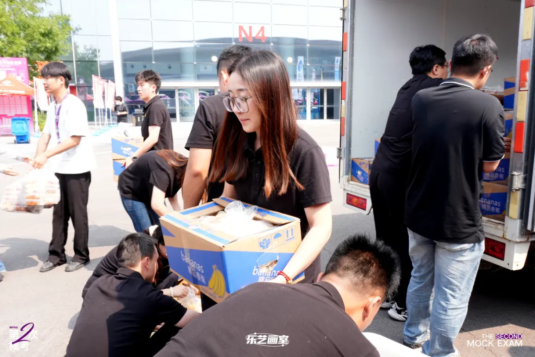乐艺画室2026第二次模拟考试纪实-第40张图片-四季读书网 乐艺画室2026第二次模拟考试纪实-第40张图片-四季读书网