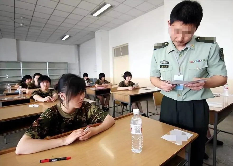 高考600多分被军校录取,刚开学就被劝退,家长:敲锣打鼓送去的,现在脸都丢尽了!-第1张图片-四季读书网 高考600多分被军校录取,刚开学就被劝退,家长:敲锣打鼓送去的,现在脸都丢尽了!-第1张图片-四季读书网