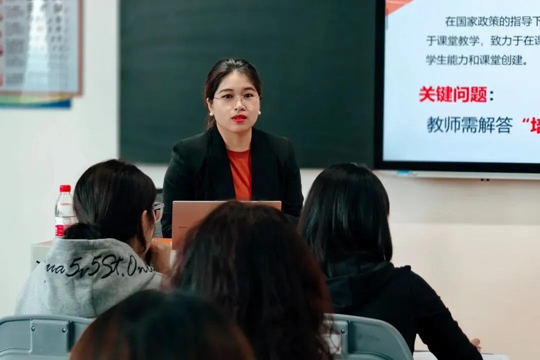 榆林市教研室组织市直初中中考复习备考研讨暨命题能力提升培训-第9张图片-四季读书网 榆林市教研室组织市直初中中考复习备考研讨暨命题能力提升培训-第9张图片-四季读书网
