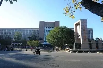 青岛理工大学2026年高考省内录取来源最多的高中名单公布:-第1张图片-四季读书网