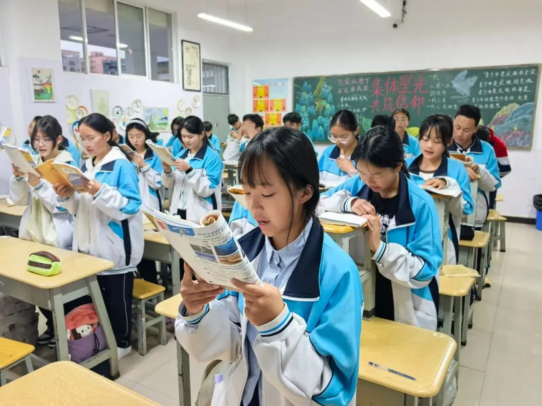 钟屏中学初三年级组|守得云开,共赴山海——九年级教师团队风采展示-第33张图片-四季读书网