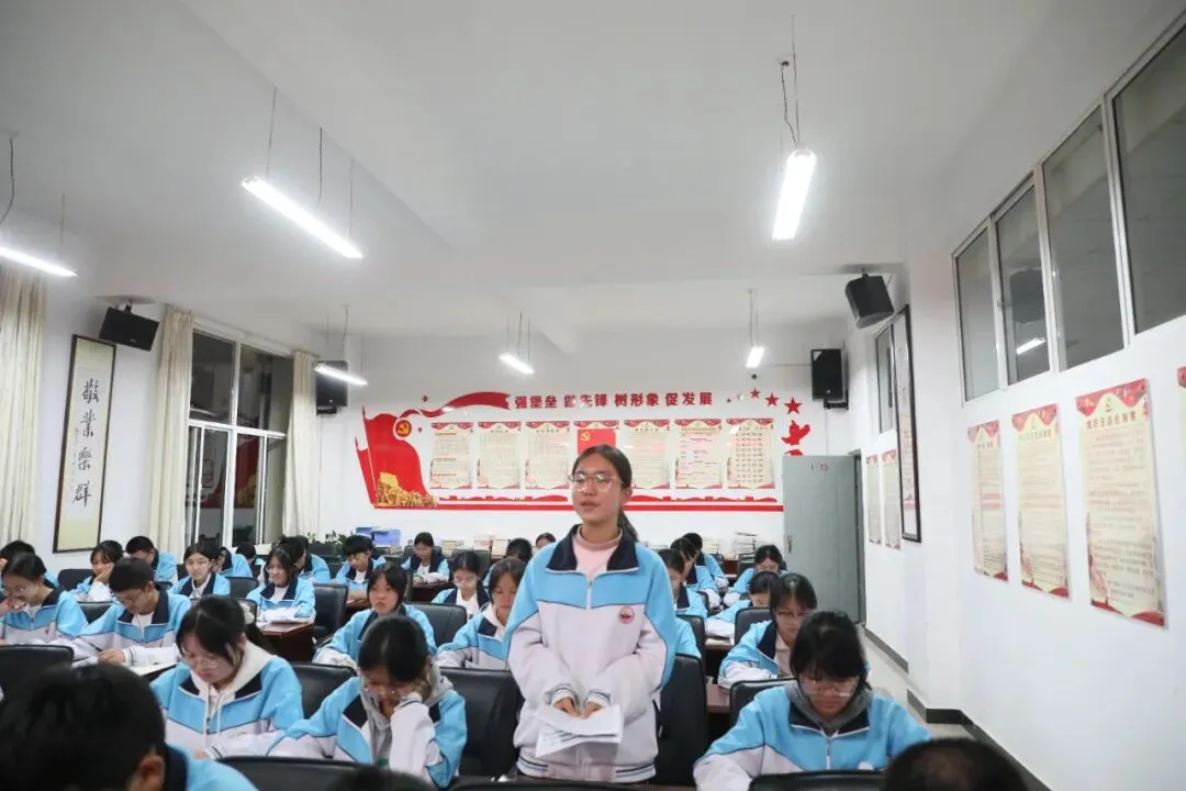 钟屏中学初三年级组|守得云开,共赴山海——九年级教师团队风采展示-第88张图片-四季读书网