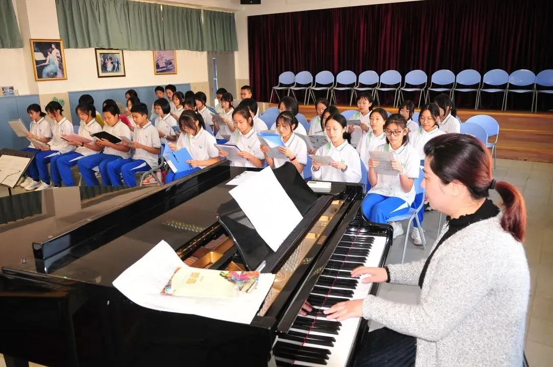 数字说话:华新学校,2026年中考成绩告诉你什么是白云区性价比之王!-第19张图片-四季读书网