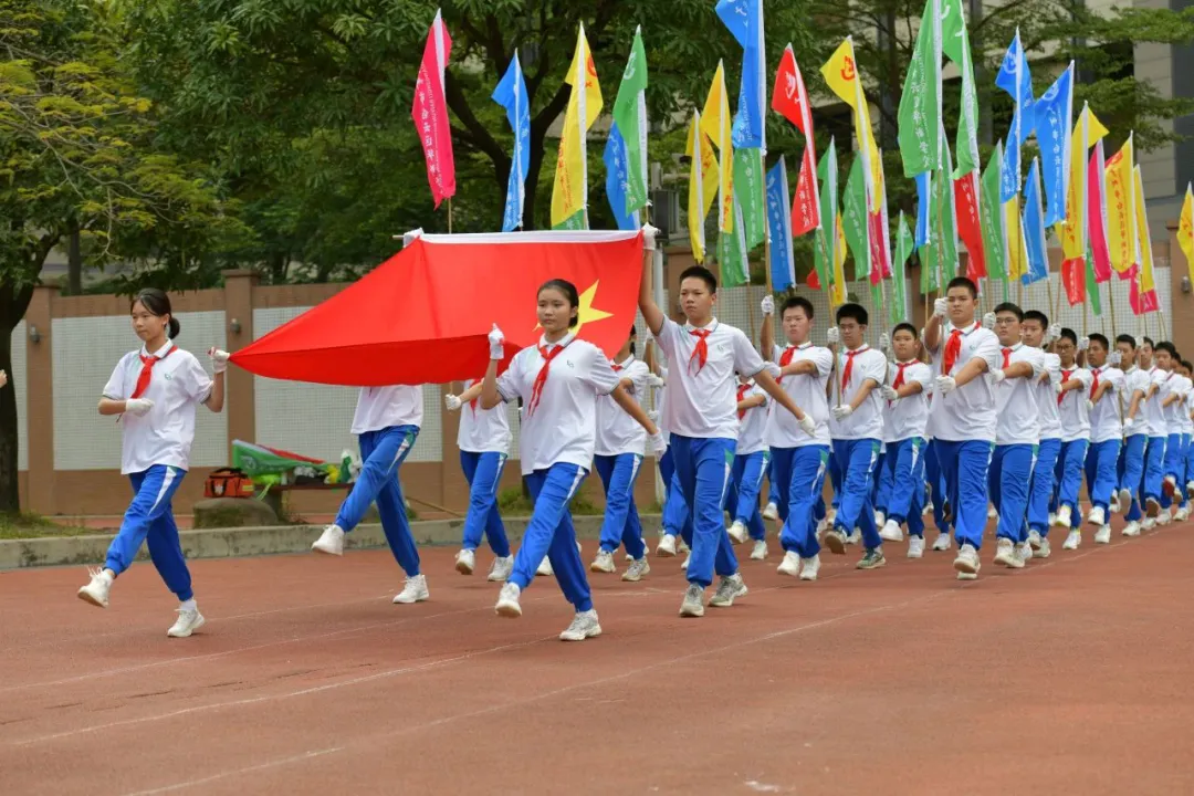 数字说话:华新学校,2026年中考成绩告诉你什么是白云区性价比之王!-第25张图片-四季读书网