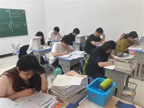 27郑州优实力全日制中考集训校区地址查询-第4张图片-四季读书网 27郑州优实力全日制中考集训校区地址查询-第4张图片-四季读书网