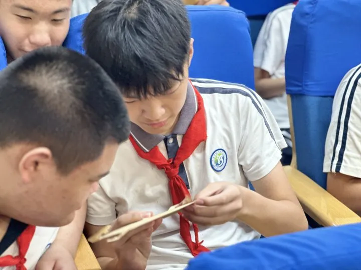 赓续长征精神,奔赴初三远征 | 陆行北校2027届初三学生大会-第41张图片-四季读书网