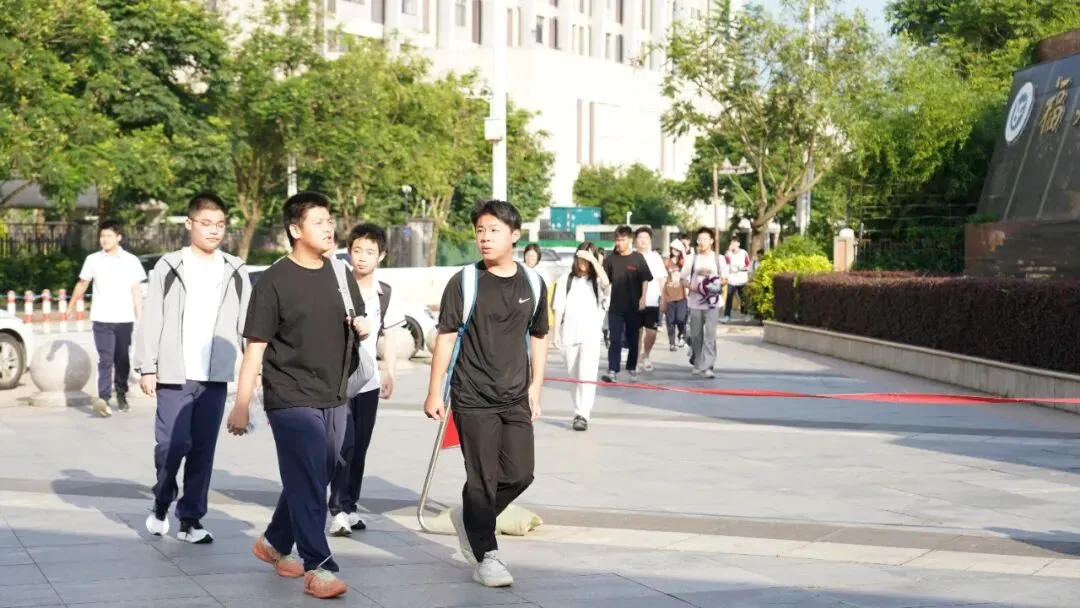中考首日!长乐8400余名少年出征!-第6张图片-四季读书网