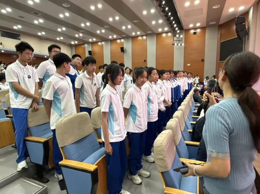 筑梦新征程 扬帆正当时——初三年级启航仪式-第23张图片-四季读书网 筑梦新征程 扬帆正当时——初三年级启航仪式-第23张图片-四季读书网
