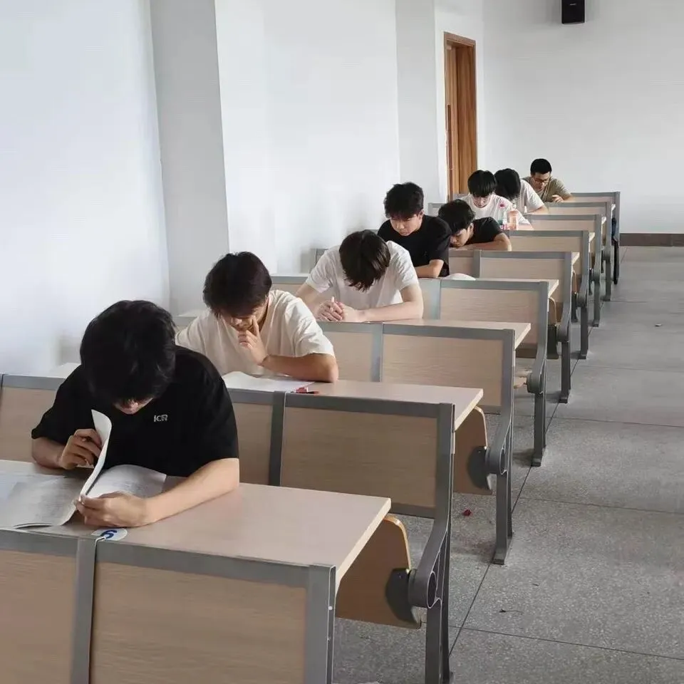 别等考前才开始!广铁校内3+证书高职高考冲刺班,直击考点高效提分!-第15张图片-四季读书网 别等考前才开始!广铁校内3+证书高职高考冲刺班,直击考点高效提分!-第15张图片-四季读书网