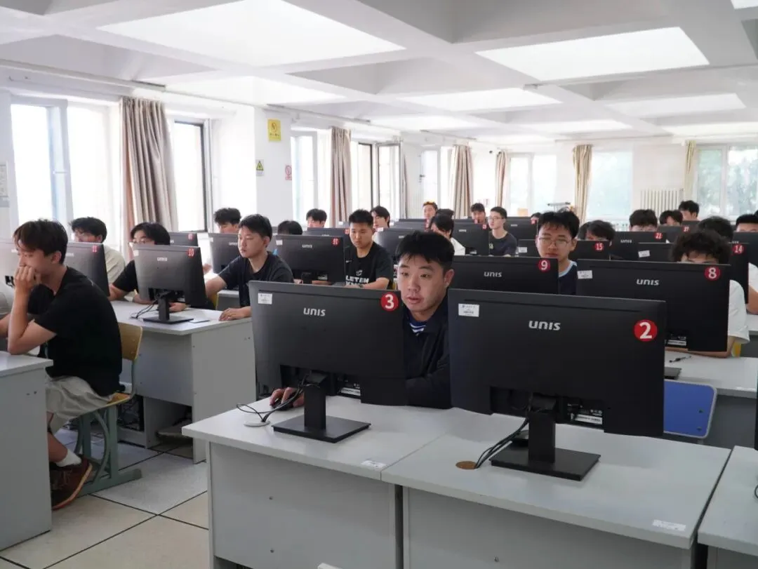 航运学院组织开展三副,三管轮适任证书模拟考试-第4张图片-四季读书网 航运学院组织开展三副,三管轮适任证书模拟考试-第4张图片-四季读书网