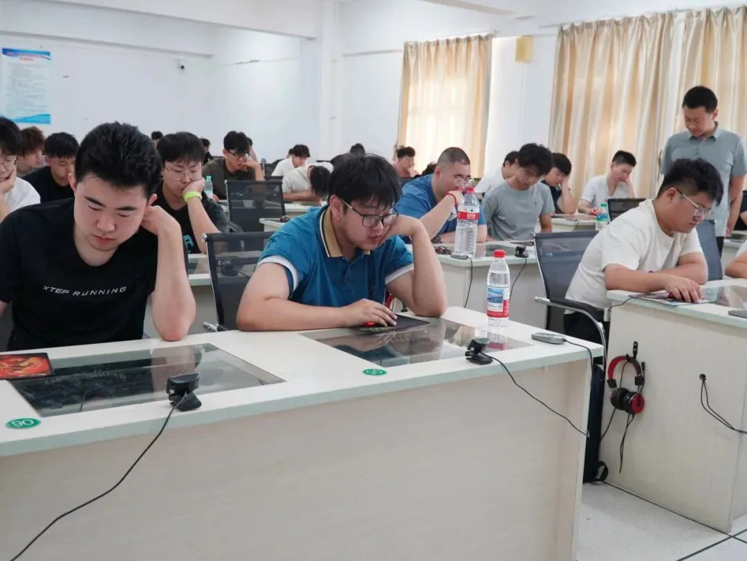 航运学院组织开展三副,三管轮适任证书模拟考试-第6张图片-四季读书网 航运学院组织开展三副,三管轮适任证书模拟考试-第6张图片-四季读书网