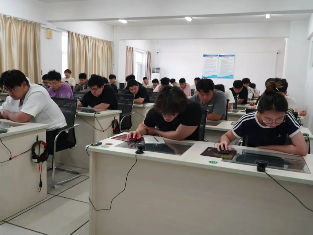 航运学院组织开展三副,三管轮适任证书模拟考试-第7张图片-四季读书网 航运学院组织开展三副,三管轮适任证书模拟考试-第7张图片-四季读书网