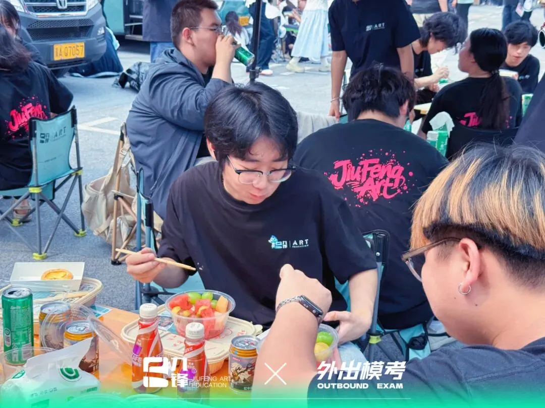 出征模考|九锋学子赴考场,以画笔迎战实战试炼-第48张图片-四季读书网 出征模考|九锋学子赴考场,以画笔迎战实战试炼-第48张图片-四季读书网