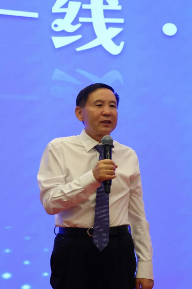 透析高考方向明 优化策略赋新能丨神州智达2026秋季高考备考研讨会圆满落幕-第9张图片-四季读书网 透析高考方向明 优化策略赋新能丨神州智达2026秋季高考备考研讨会圆满落幕-第9张图片-四季读书网