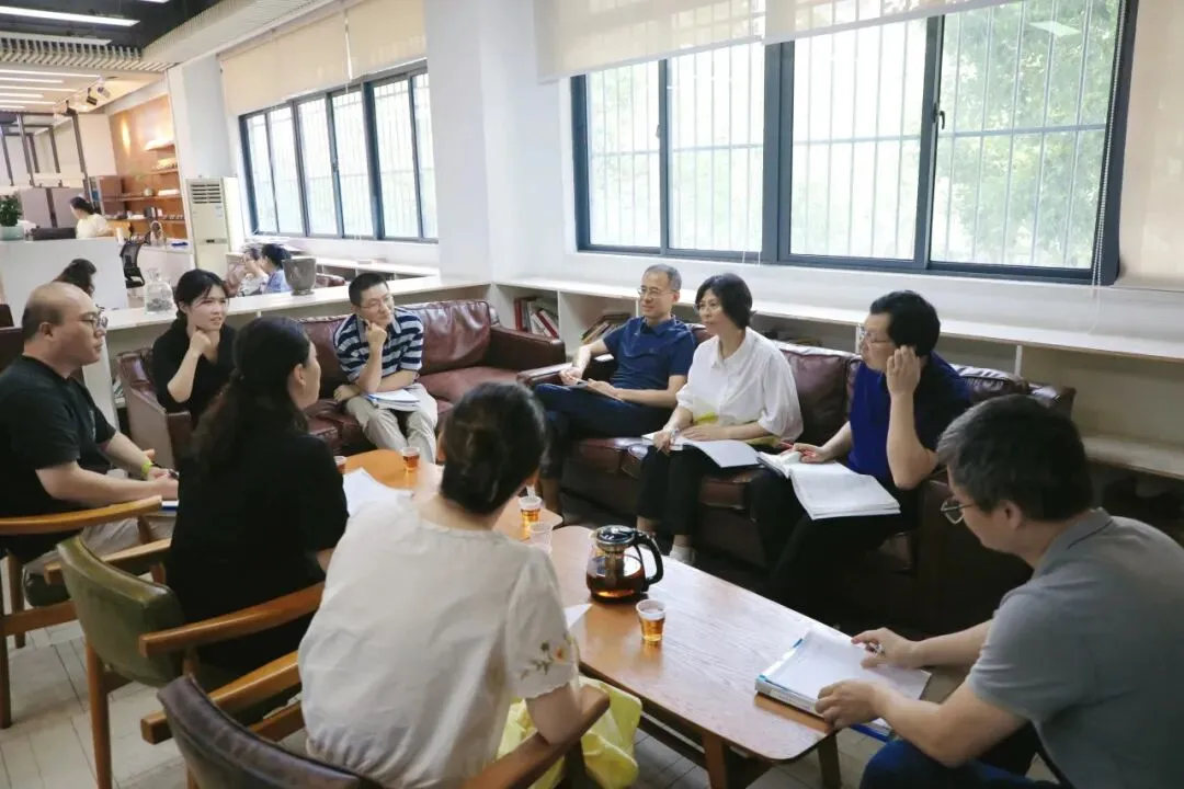 视导赋能明方向,深耕课堂备高考|龙岗区教科院专家莅临华中师大龙岗附中开展高三教学视导-第40张图片-四季读书网 视导赋能明方向,深耕课堂备高考|龙岗区教科院专家莅临华中师大龙岗附中开展高三教学视导-第40张图片-四季读书网