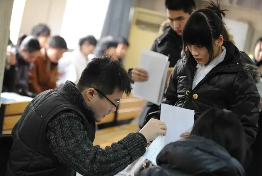 高考想上985大学,各科需要多少分才能上?还真不容易-第8张图片-四季读书网