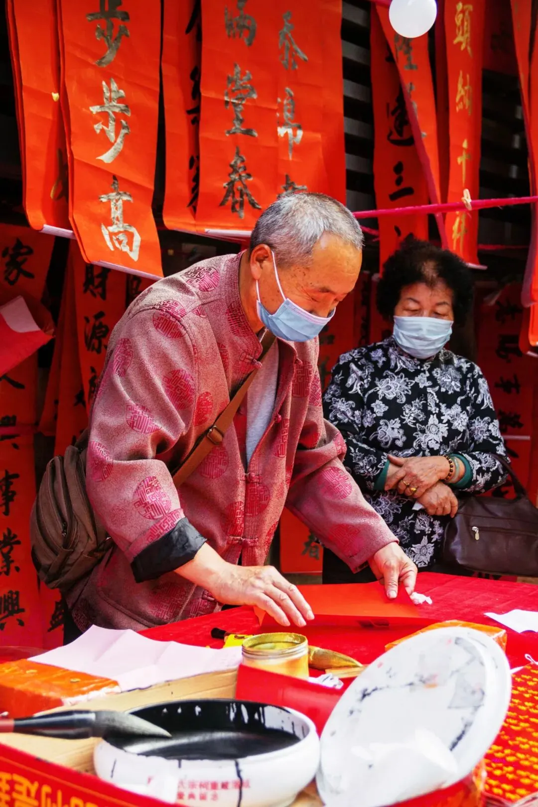 正月初一,圳里过-第9张图片-四季读书网 正月初一,圳里过-第9张图片-四季读书网