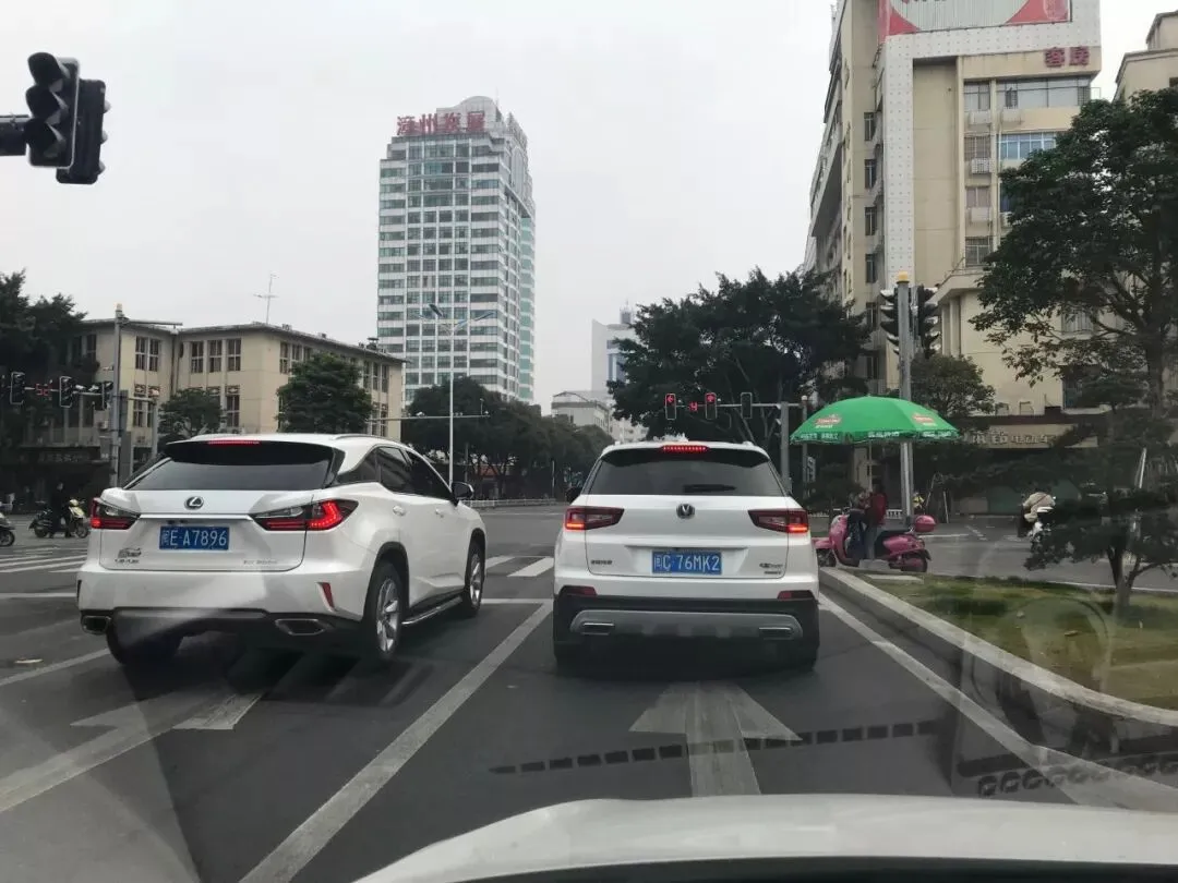 独家!正月初一,漳州的街景实拍,来看看街上有没有人?九龙公园有没有人来玩?-第10张图片-四季读书网 独家!正月初一,漳州的街景实拍,来看看街上有没有人?九龙公园有没有人来玩?-第10张图片-四季读书网