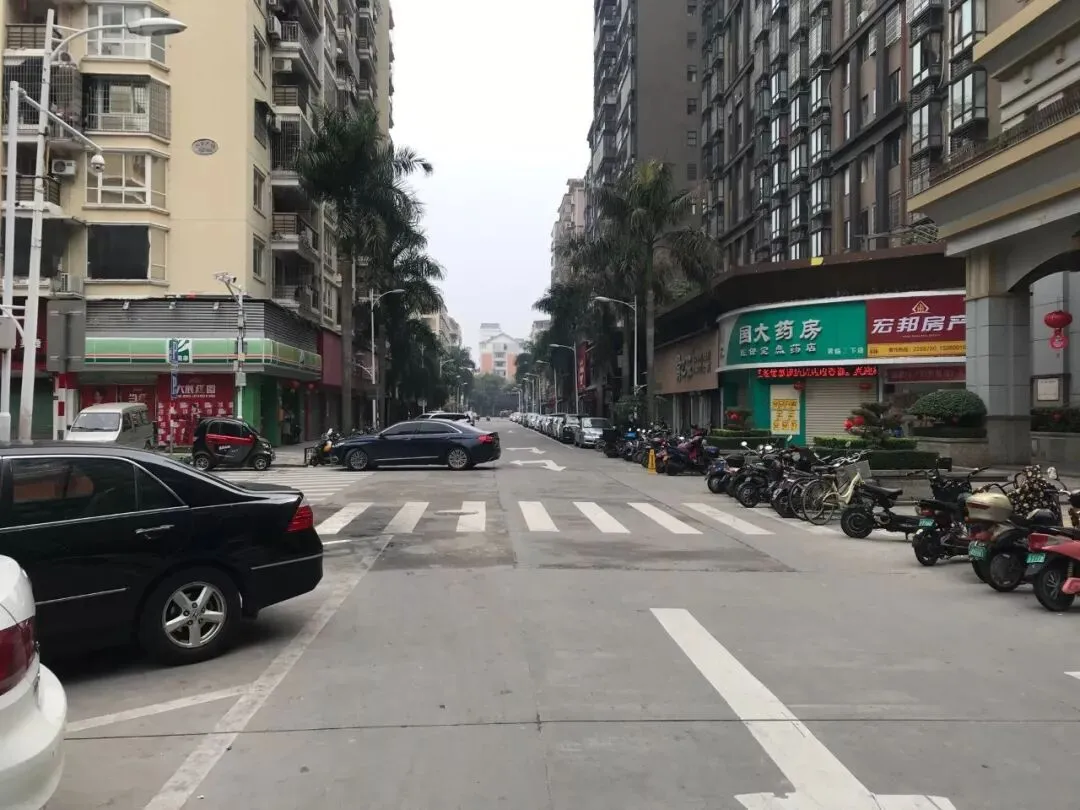 独家!正月初一,漳州的街景实拍,来看看街上有没有人?九龙公园有没有人来玩?-第11张图片-四季读书网 独家!正月初一,漳州的街景实拍,来看看街上有没有人?九龙公园有没有人来玩?-第11张图片-四季读书网