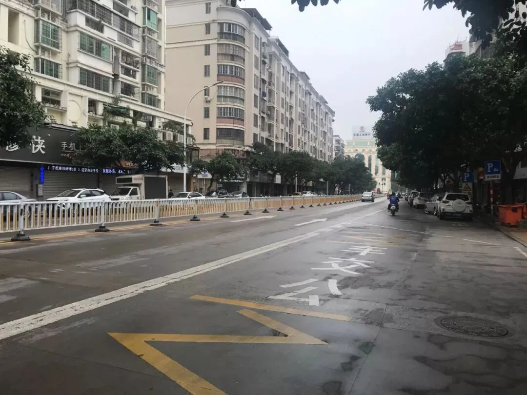 独家!正月初一,漳州的街景实拍,来看看街上有没有人?九龙公园有没有人来玩?-第21张图片-四季读书网 独家!正月初一,漳州的街景实拍,来看看街上有没有人?九龙公园有没有人来玩?-第21张图片-四季读书网