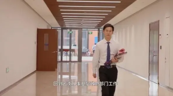高考713分的搬砖男孩,曾被嘲“考入清华也没用”,如今毕业去了这里......-第16张图片-四季读书网