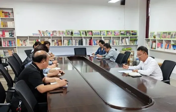 秦都区平陵初级中学召开初三年级工作会-第5张图片-四季读书网 秦都区平陵初级中学召开初三年级工作会-第5张图片-四季读书网