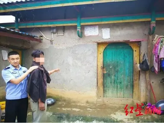 「关注」33小时篡改上百名同学中考志愿 22岁中学毕业生被公诉-第3张图片-四季读书网 「关注」33小时篡改上百名同学中考志愿 22岁中学毕业生被公诉-第3张图片-四季读书网