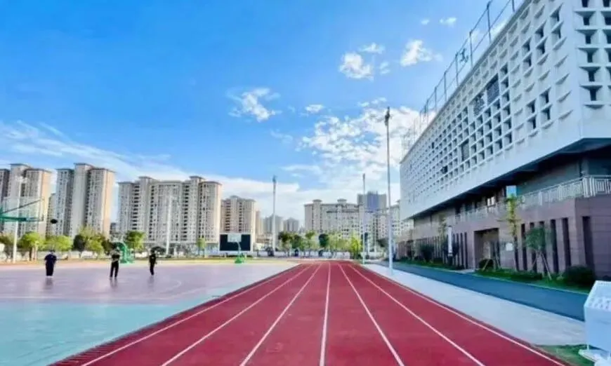 【南昌学大教育】南昌学大高考培训中心-高三应届生/复读生/艺考生文化课培训27届招生计划-第7张图片-四季读书网