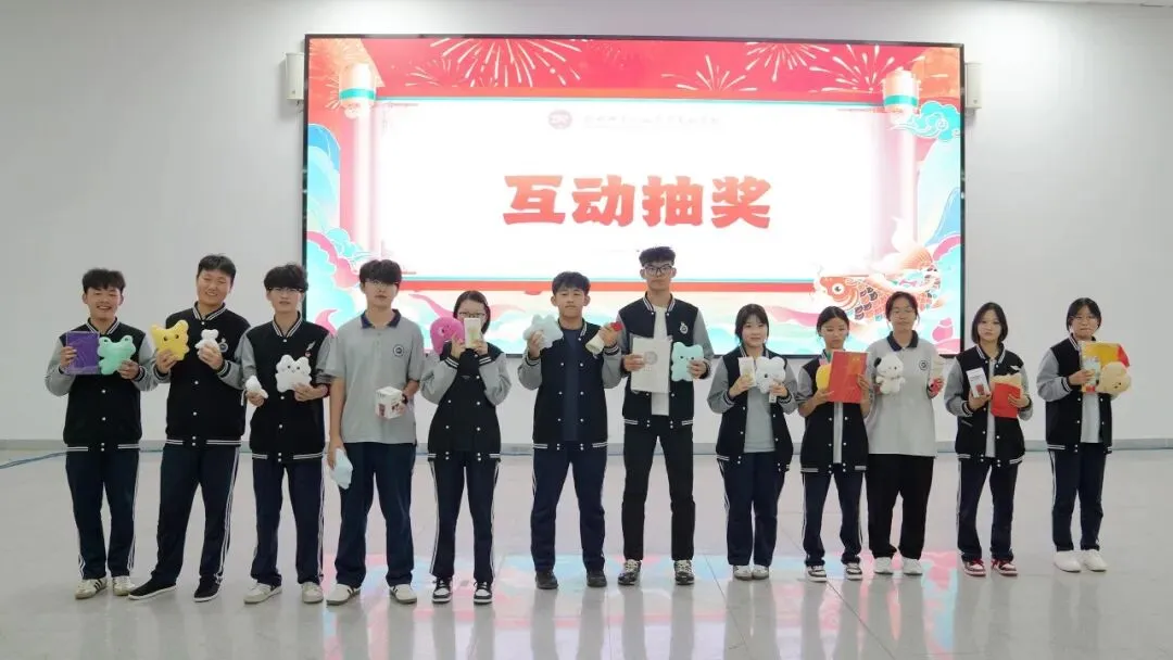 中考不拔尖,还能上大学吗?四方升学部这场表彰,给家长和孩子一个答案-第12张图片-四季读书网 中考不拔尖,还能上大学吗?四方升学部这场表彰,给家长和孩子一个答案-第12张图片-四季读书网