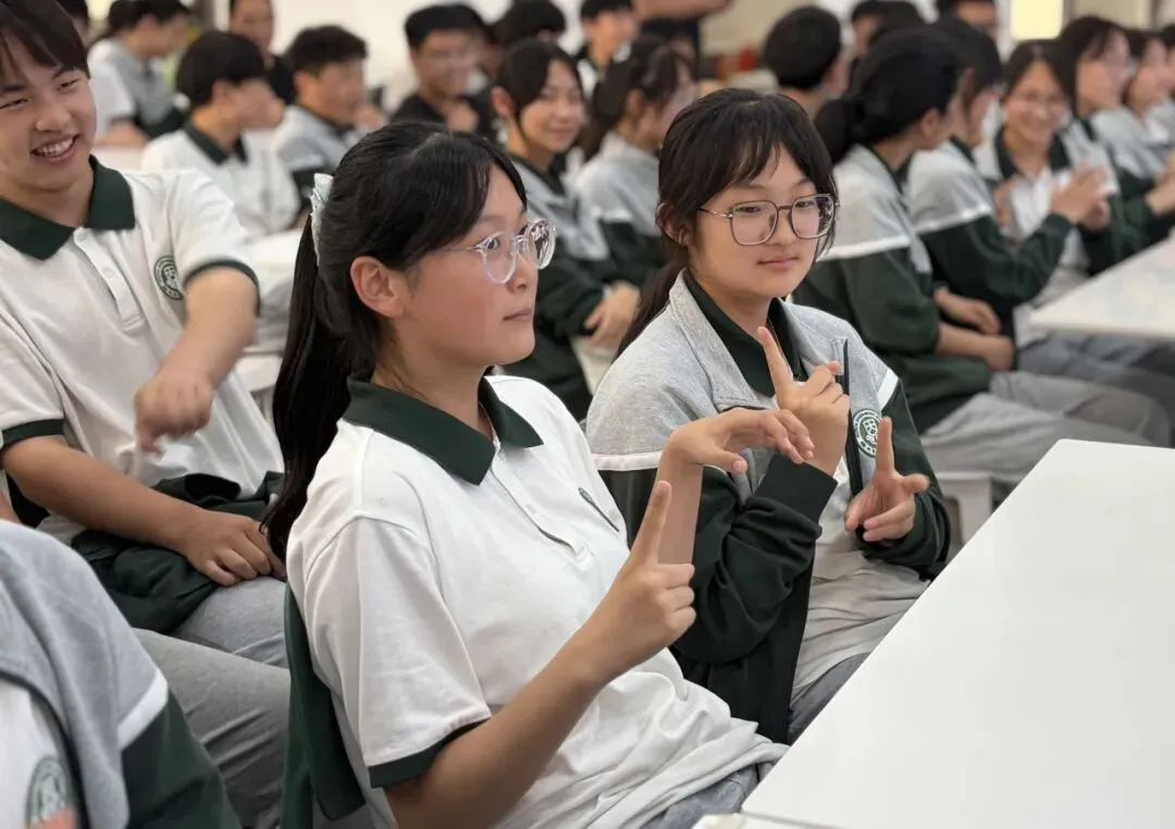 树恩黄河南校区初三心理讲座:按下“冷静开关”,轻松迎中考-第5张图片-四季读书网 树恩黄河南校区初三心理讲座:按下“冷静开关”,轻松迎中考-第5张图片-四季读书网