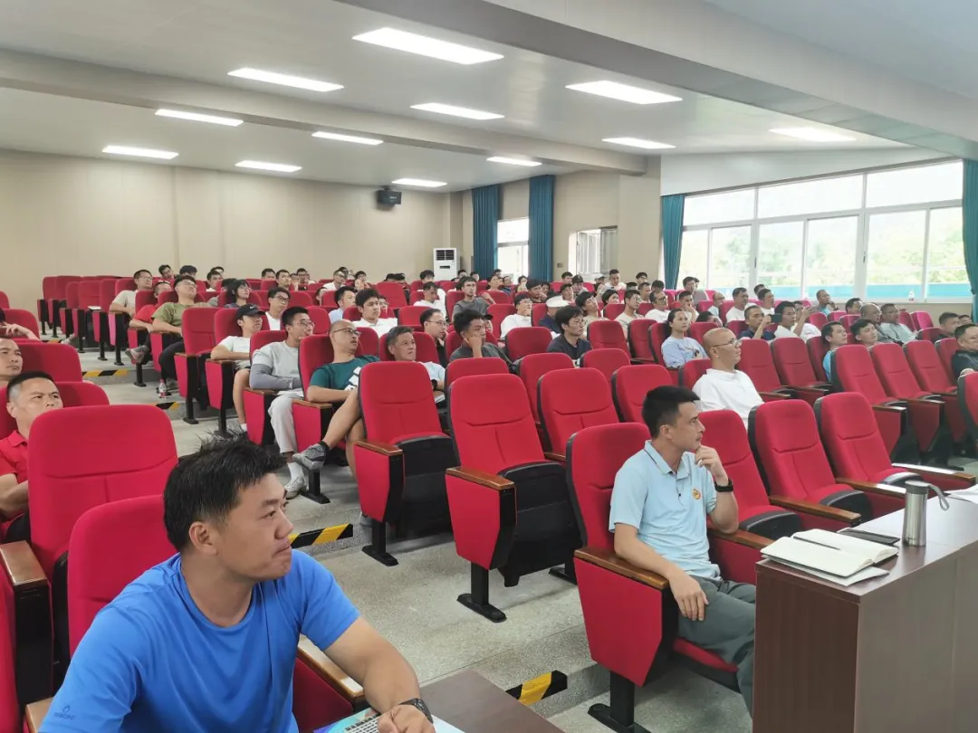 研课明方向 聚力促提升 | 解读中考体育新政会议暨增城区初中体育与健康教育教研活动-第23张图片-四季读书网 研课明方向 聚力促提升 | 解读中考体育新政会议暨增城区初中体育与健康教育教研活动-第23张图片-四季读书网