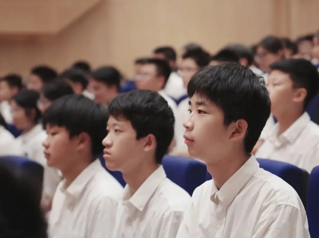 少年当扶摇,砺剑启新程 ——我校举行初三年级动员大会-第35张图片-四季读书网