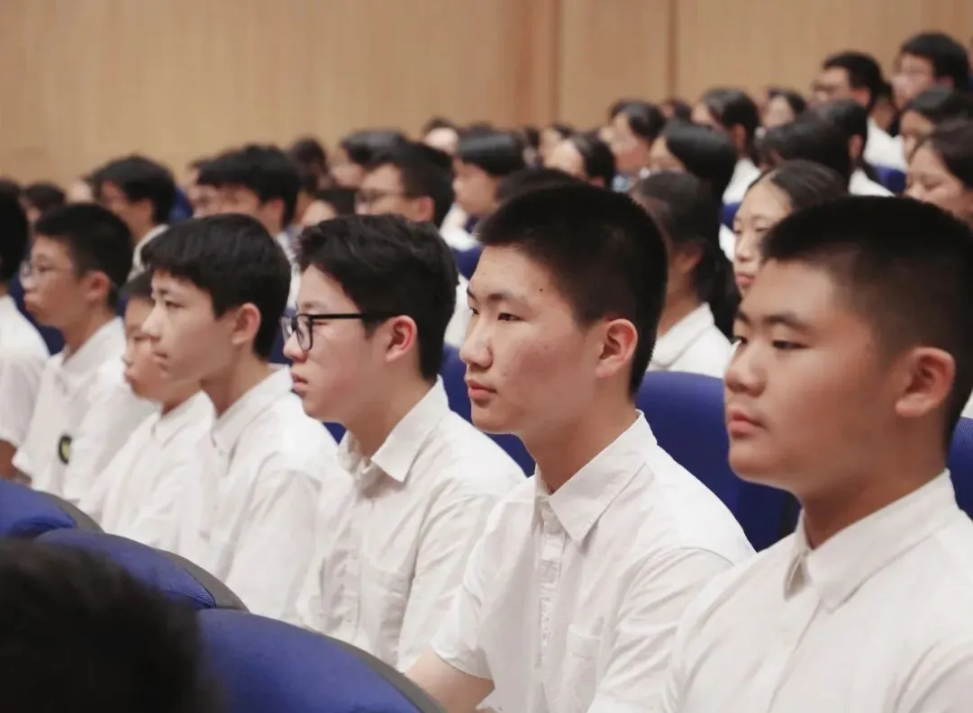 少年当扶摇,砺剑启新程 ——我校举行初三年级动员大会-第36张图片-四季读书网