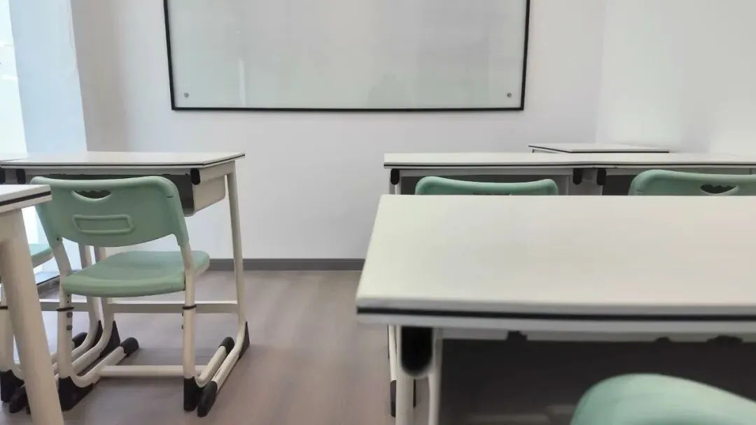 成都初三周末辅导:同一张周六安排表,家长盯时长,孩子先看能否补…-第4张图片-四季读书网