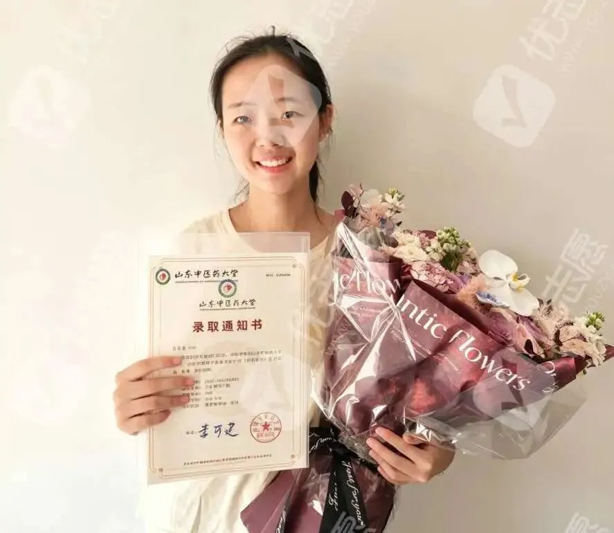 2026年高考晒录取通知书活动获奖名单公布!看看到底是谁把大奖抱回了家?-第10张图片-四季读书网 2026年高考晒录取通知书活动获奖名单公布!看看到底是谁把大奖抱回了家?-第10张图片-四季读书网