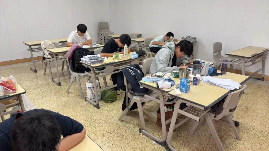 初三家长别慌!文化课薄弱不用硬熬,这样破局真提分!-第3张图片-四季读书网 初三家长别慌!文化课薄弱不用硬熬,这样破局真提分!-第3张图片-四季读书网