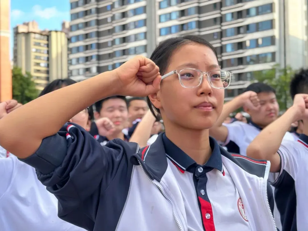 初三表彰·蓄力启航 | 成都四十九中和美校区初三年级表彰大会圆满举行-第21张图片-四季读书网