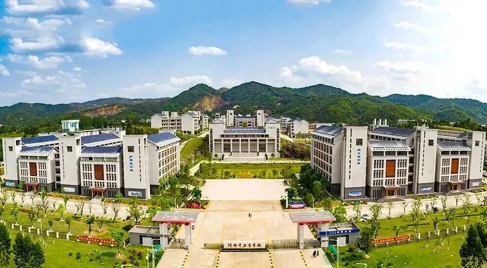 初三中考生及家长必看!广东省17所公办卫校汇总!办学地址&招生专业一键掌握-第24张图片-四季读书网 初三中考生及家长必看!广东省17所公办卫校汇总!办学地址&招生专业一键掌握-第24张图片-四季读书网