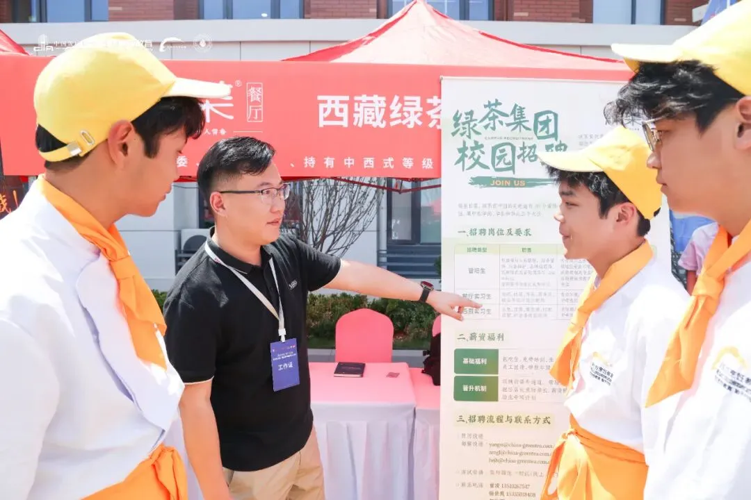 高考未达预期?春晚《每道光》告诉你:人生各有繁华-第12张图片-四季读书网