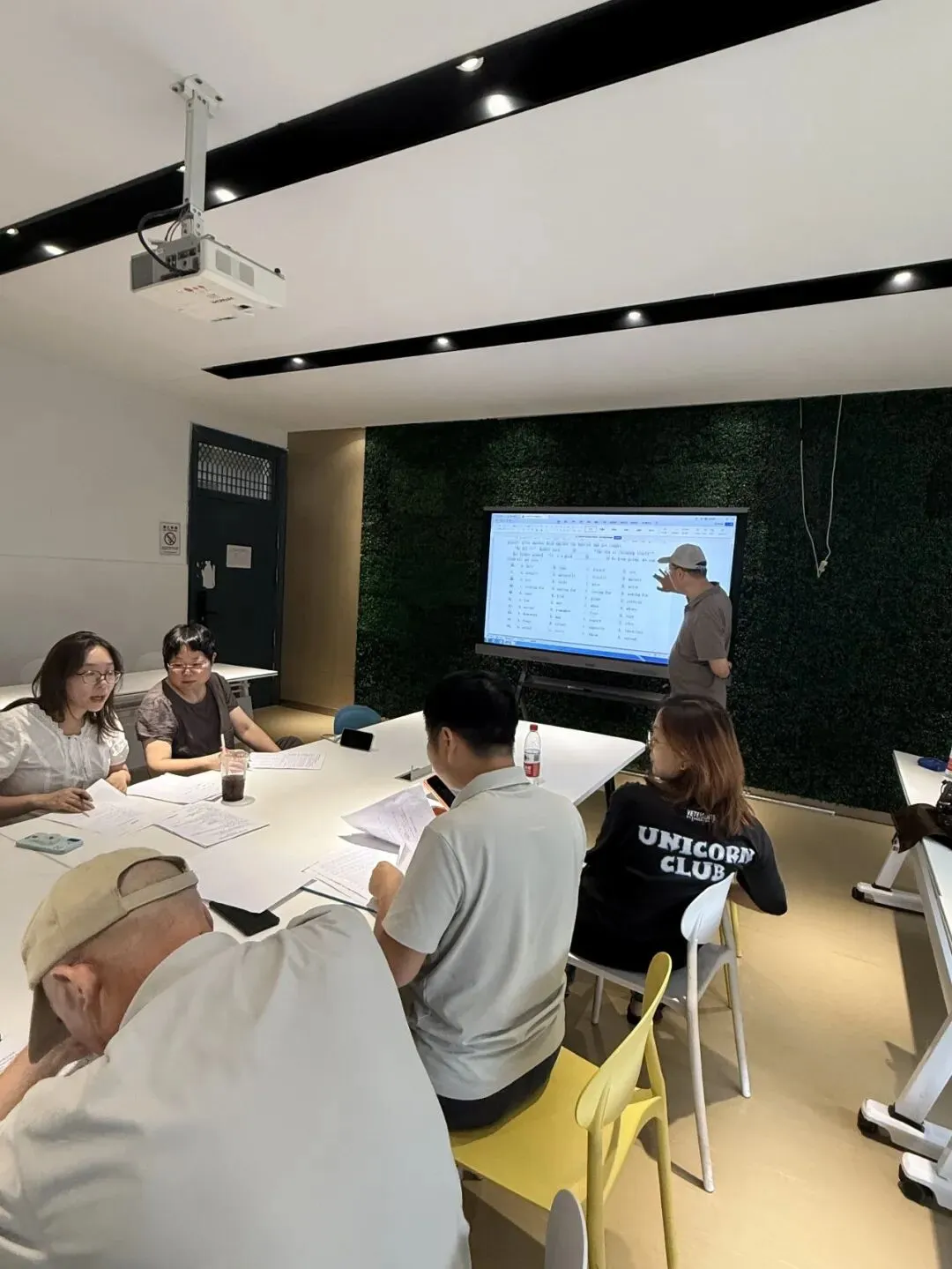 品质教研|研析中考明方向 深耕备考启新思 ——杭师大附属油车港中学九年级英语组教研活动-第6张图片-四季读书网 品质教研|研析中考明方向 深耕备考启新思 ——杭师大附属油车港中学九年级英语组教研活动-第6张图片-四季读书网
