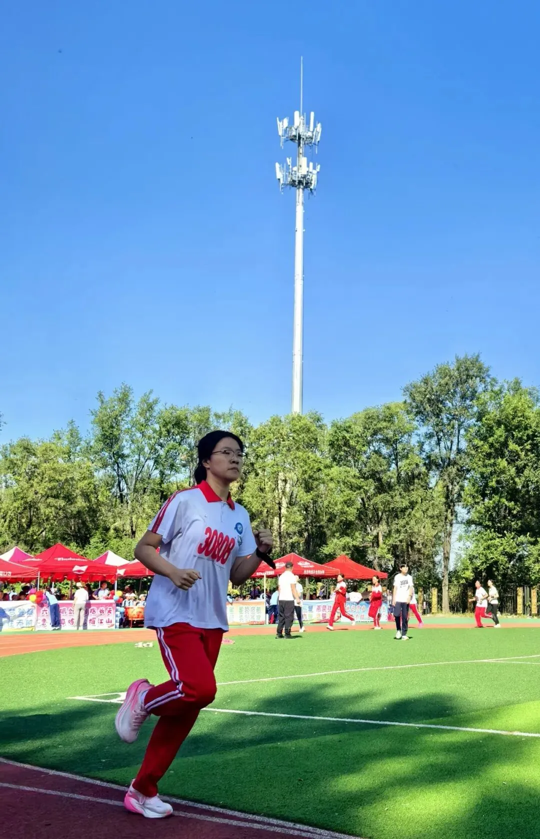 [三十七中学教育集团·初三风采]融聚新程,驰骋逐梦|三十七中教育集团首运会,见证少年的热血与锋芒-第35张图片-四季读书网