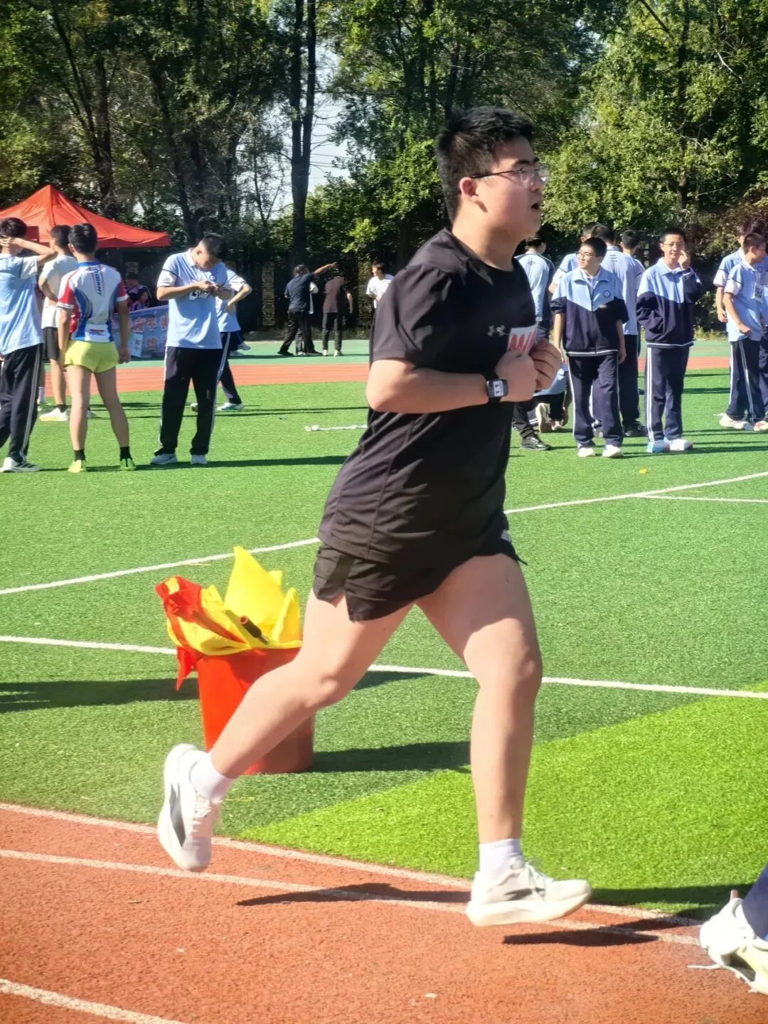 [三十七中学教育集团·初三风采]融聚新程,驰骋逐梦|三十七中教育集团首运会,见证少年的热血与锋芒-第54张图片-四季读书网